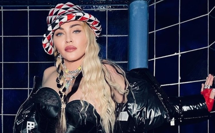 Мадонна, яка завжди запізнюється на концерти