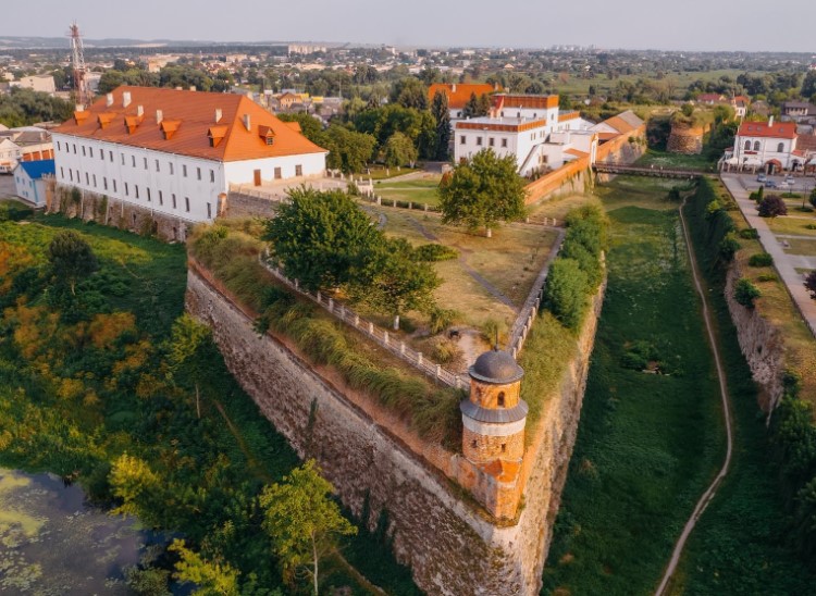 дубенський замок цікаві факти