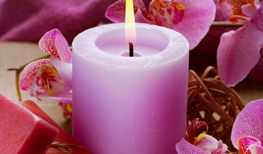 Ароматичні воскові свічки ручної роботи