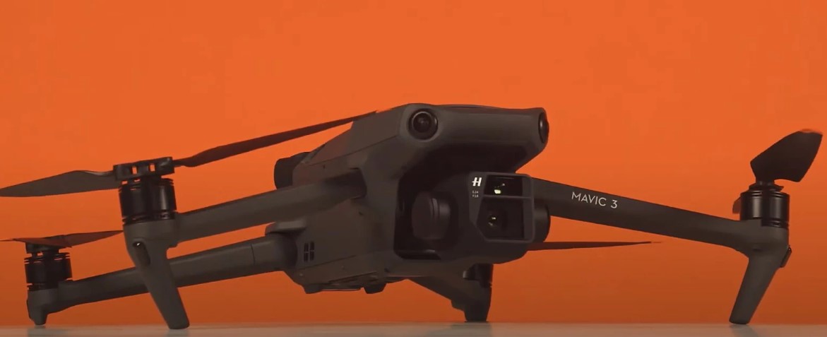 DJI Mavic 3 Fly More Combo