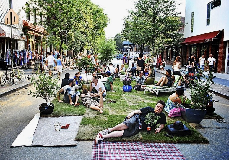 Що таке громадське місце