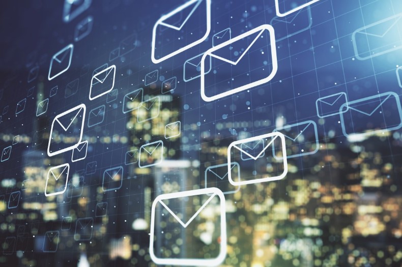 Що таке поштовий сервер